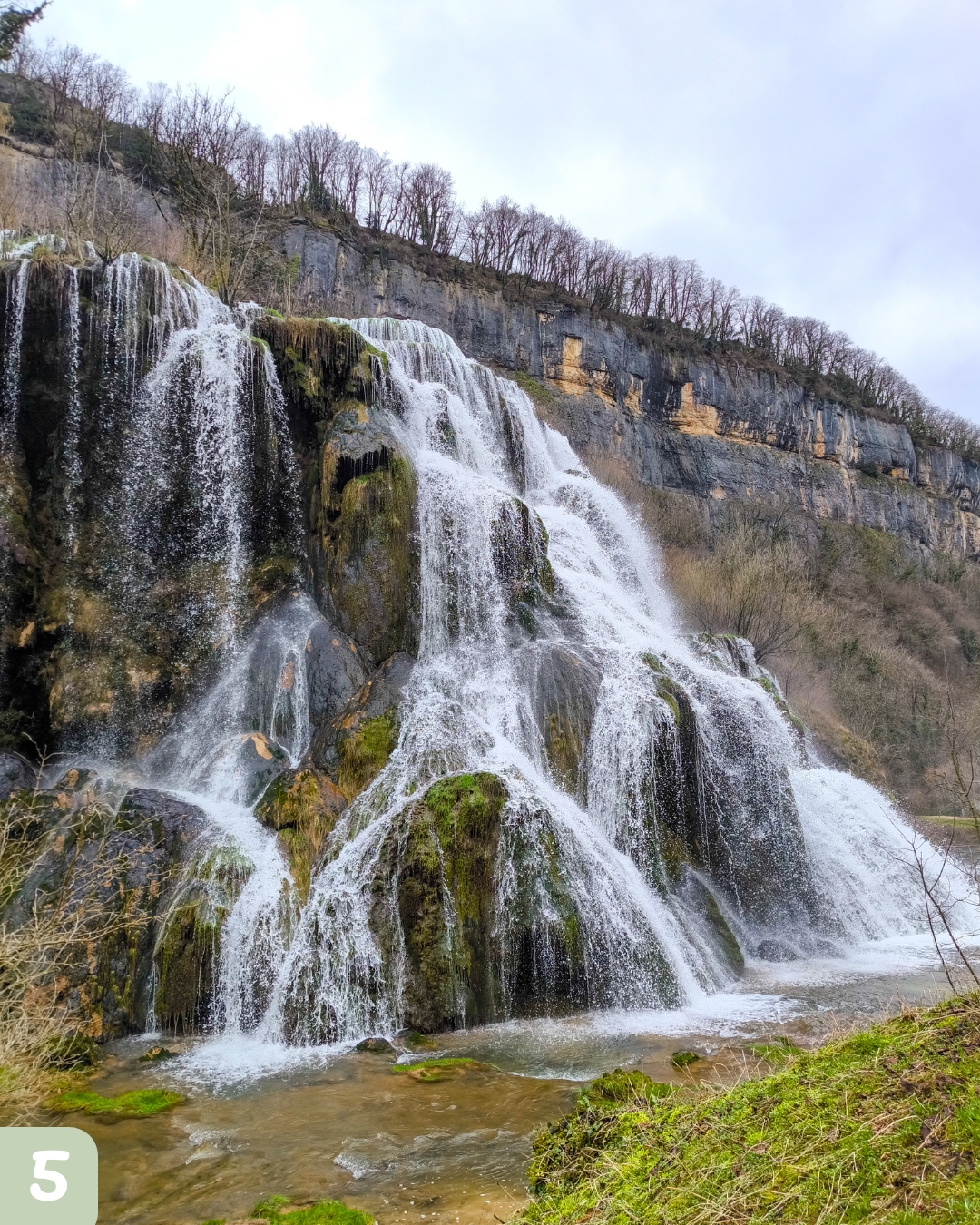 CASCADE BAUME LES MESSIEURS